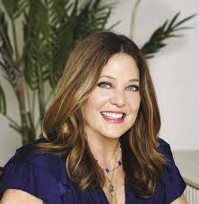 Hillary Masters's Instagram, Twitter & Facebook