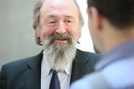 Top architects give students mock job interviews to help them build career