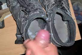 Secret Cum in Dirty Shoes - ThisVid.com