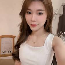 ❤️❤️一个人的火锅并不孤单，独食难肥，不怕肥❤️❤️ 🔥锋味火锅🔥正式推出“一人锅”，每天8个小时熬的汤底，一种主食，6种食材，配上一杯饮料，