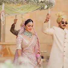 Be Dreamy Bride In Wedding Lehenga: Kiara Advani, Alia Bhatt, And Katrina  Kaif