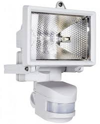 Par38 indoor/outdoor floodlight with medium base for use in outdoor security lighting and indoor directional fixtures. Byron Es120w 120w Halogen Floodlight With Motion Detector White Energy Class C 220 240