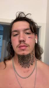 Why i look like my brother 😂😂