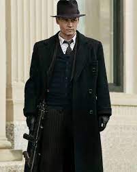 Read 503 reviews from the world's largest community for readers. Johnny Depp Nemico Pubblico