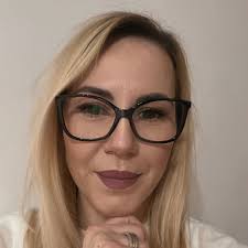 Rhea Goodwin's Instagram, Twitter & Facebook