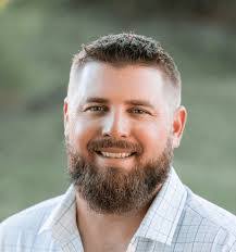 Kyle Ewing's Instagram, Twitter & Facebook