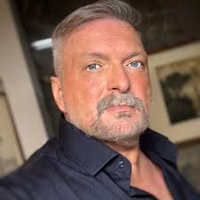 SETLIST from the Garden Gig. Which had many changes this week with my  laryngitis 🤒