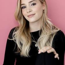 Debi Miller (@debimillerstudio) • Instagram photos and videos