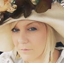 My Husband does not do poetry at all but he wrote this poem and burnt it  into the wood himself for me. 🥰