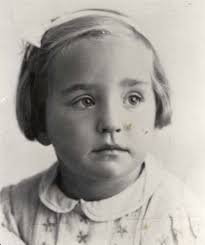 Lea Benjamins Marcus Benjamins Simon Benjamins Lea age 7, Marcus age 5 and  Simon age 10 months were all victims of Auschwitz