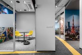 Dhl Offices Warsaw Office Snapshots Office Design Interior Design Firms Modern Interior Design