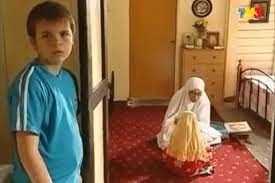 Drama ini mengisahkan rafique yang masih bujang dan menetap dengan neneknya di kampung. Tak Sangka Sungguh Inilah Wajah Terbaru Pelakon Drama Diari Ramadhan Rafique