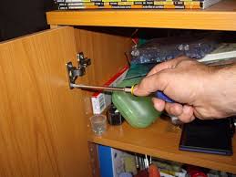 Reparer Ou Changer Une Charniere