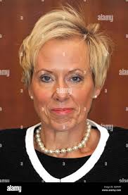 Ruth owen hi-res stock photography and images