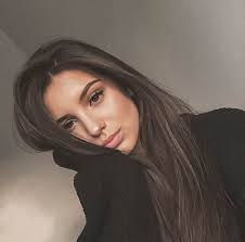 10 Selfie Lightroom Presets Mobile Queen Warm Instagram Feed Filter Dewy Glow Face Blogger Photo Editing Skin Retouch Portrait Lifestyle In 2021 Dark Hair Light Brown Hair Hair Color Dark