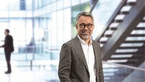 The aap is aimed to assist axiata directors in assessing and understanding evolving key and complex issues relating to. Celcom Announces Mohamad Idham Nawawi As The New Ceo Effective 1 September Prebiu Com