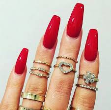 Puedes disfrutar de unas uñas largas y elegantes, incluso si tus uñas naturales están cortas. Elegantes Unas Unas Rojas Largas 2020 Novocom Top