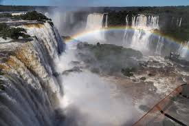 Cataracts can be surgically removed through an outpatient procedure that restores vision in nearly everyone. Turismo Cataratas Day Levara 10 Mil Pessoas Ao Parque Nacional Do Iguacu Agencia Estadual De Noticias