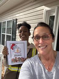 Celebrating 35th wedding anniversary with gift