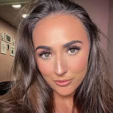 Olivia Hancock's Instagram, Twitter & Facebook