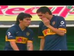 Juega como volante de contención en el inter de milan de la serie a de italia. El Dia Que Gary Medel Hizo Su Primer Gol En Boca Juniors Vs Godoy Cruz En La Bombonera 2009 Youtube