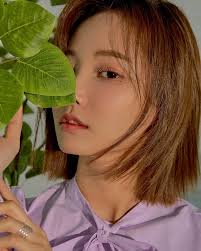 On november 30, 2019 mld entertainment released a statement on momoland's fancafe saying while yeonwoo has had deep affection for her momoland activities, she has decided that continuing together with her actress activi. Yeonwoo Momoland Kpop Wiki Fandom