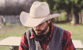 Donning A Cowboy Hat The Dos And Don Ts Of Stetson Etiquette In 2020 Cowboy Hats Cowboy Hats