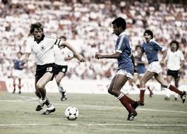 Coronación de la selección de alemania vs. Alemania Francia 1982 Cuando El Futbol Es Mas Que Un Simple Deporte Vavel Espana