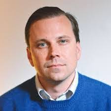 Michael Perro's Instagram, Twitter & Facebook