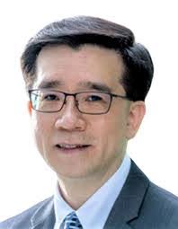 James Strutt's Instagram, Twitter & Facebook