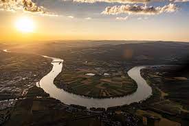 Ybbs an der donau, das tor zum strudengau flussaufwärts und zum nibelungengau flussabwärts, beeindruckt durch die einzigartige lage. Ybbs An Der Donau Wachau Nibelungengau Kremstal
