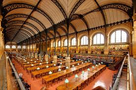 Ces Bibliotheques A Couper Le Souffle Vous Reconcilieront Avec Les Livres Bibliotheque Sainte Genevieve Salle De Lecture Beaux Batiments