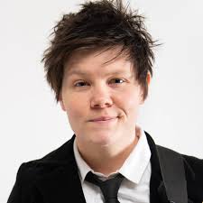 Grace Petrie concert