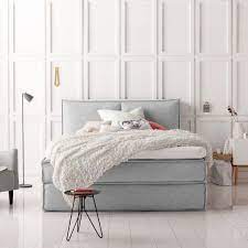 Und als ob die kombination aus boxspring und matratze noch nicht komfortabel genug wäre, setzen diese betten ihr mit einer weiteren matratzenauflage, dem topper, das sahnehäubchen auf. Boxspringbetten Betten Mit Hohem Schlafkomfort Living At Home