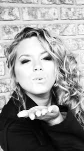 Liz Abrams (@beauty.by.lizzy.b) • Instagram photos and videos