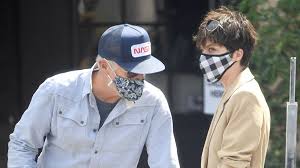 Check out the latest pics of selma blair. Kranke Selma Blair Ihr Freund Ron Ist Ihr Eine Grosse Stutze Promiflash De