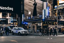 Shares · invest in technology. Die Besten Nasdaq 100 Etfs Sparplane