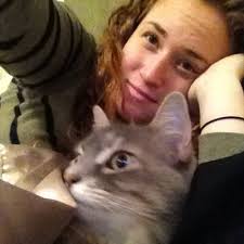 Emily Brainard (@canyoucutit)