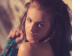 Denitsa Projects :: Photos, videos, logos, illustrations and branding ::  Behance