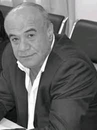 متحف خربة الدير للفنون وديوان رباح للشعر يعزي الفحيص واهل الطبيب الإنسان  طبيب الفقراء الدكتور عادل الداوود. كتبت في وضح النهار بيتين. عن رجل بين  ربعه رفيع الشان. الطبيب اللي يساوي من