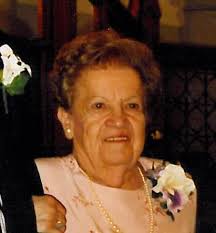 Dee Baca's Instagram, Twitter & Facebook