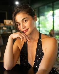 Anne Curtis | Day off in Dumaguete 🌻 | Instagram