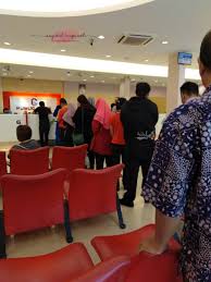 Mula mula semangat je pergi bank cimb. Tarikh Tukar Duit Raya 2019 Di Bank Cimb Maybank Dan Lain Lain Sayidahnapisahdotcom