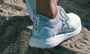 Navygrey is a must in any little black book of sustainable brands. 18 Best European Sustainable Shoes And Accessories For Men In 2021 Man Body Spirit