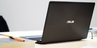 Deengan ukuran layar berukuran 14 inci dan resolusi full hd menjadikan laptop ini cukup ideal. 10 Laptop Asus Untuk Editing Video Terbaik Dan Paling Laris