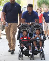 Raymond iv and foster welcomed their first child, usher, on november 26, 2008, in the united states. Usher Says Getting Married To Tameka Foster At 28 Was His Best Mistake Daily Mail Online