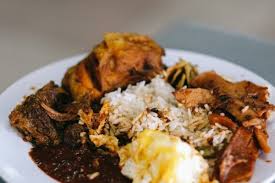 Setiap satu hidangan boleh mencecah sehingga puluhan ringgit, bergantung kepada jenis lauk dan harga yang ditetapkan oleh restoran. 5 Resep Kuliner Khas Malaysia Cocok Dengan Lidah Orang Indonesia