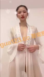 SM反差婊王竹子街头跳蛋挑战- 911爆料- 成人吃瓜情报站