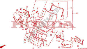 Pare Brise Pour Honda Pan European St 1100 De 1991 Honda Moto Catalogue De Pieces Detachees D Origine