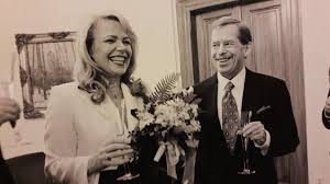 She married václav havel, then czech president, on 4 january 1997. Dagmar Havlova Milovana I Nenavidena Prvni Dama Ktera Zustala Sva Pro Zeny Blesk Cz